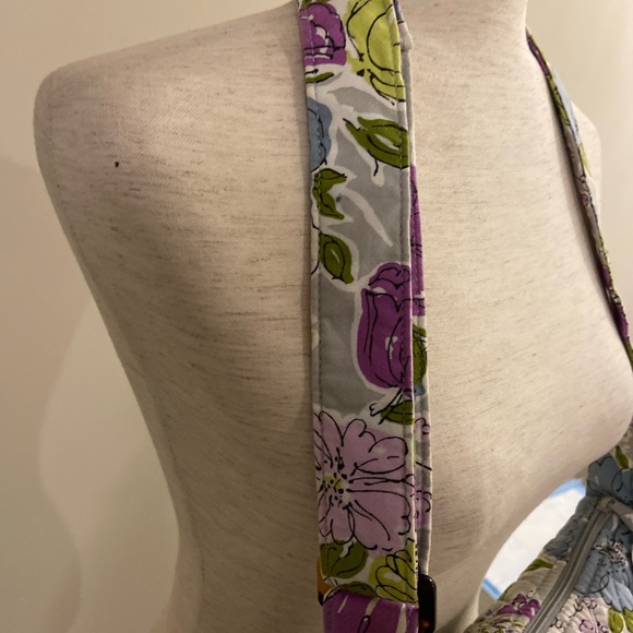 Vera Bradley Shoulder Bag - Picture 5 of 9